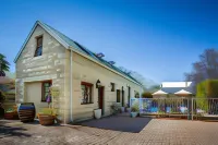 88 Baron van Reede Guesthouse Hotel dekat Oudtshoorn