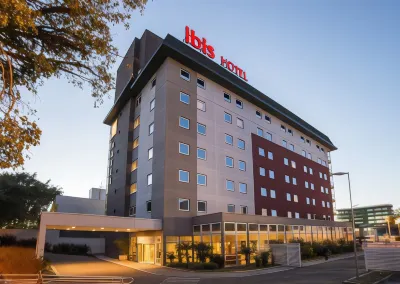 Ibis Canoas Shopping Hotels near Fonte das Karpas