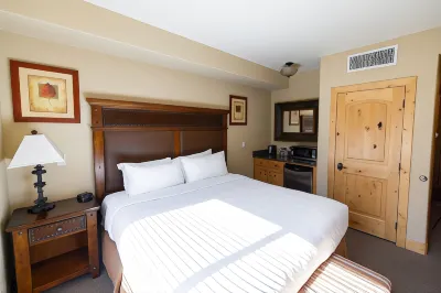 Silverado Lodge - 1 Br Suite, King Bed & Pool View Hotels near Park City Mountain Resort