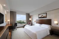 Four Points by Sheraton Hotel & Serviced Apartments, Pune Hotels near Chaphekar Morachi Chincholi Plot