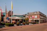 Hotel Dekkers Hotels near Camping De Bergse Hoeve