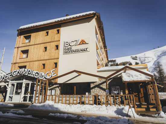 Base Camp Lodge Les 2 Alpes Hotel Exterior