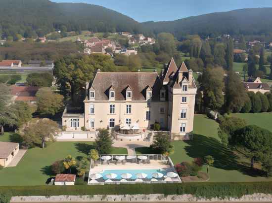 Domaine de Monrecour Hotel Exterior