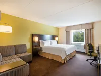 Holiday Inn Greensboro Coliseum Hotels near Elmsley Square Shoppes