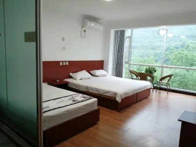 Hongyu Inn Hotels near Taihang Sky Road