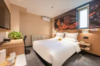 Super 8 Collection Hotel (Lanzhou Railway Station Hongxingxiang Subway Station) Hotels in Lanzhou Railway Station Area