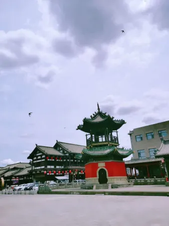 Le Chao Ju Inn (Huayan Temple of Datong ancient city)