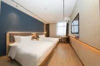 Yilong Anyue Hotel (Suzhou Hanshan Temple Shantang Street Branch) Hotels near Suzhou New Area Railway Station