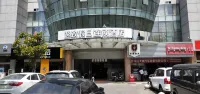 Yizhi Holiday Chain Hotel (Kunshan Hexing Road Huamao International Auto City)