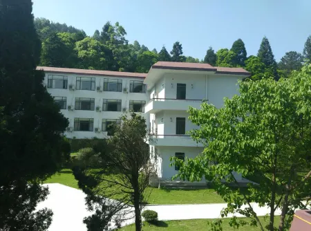 Zhangjiajie Xinyu Hotel