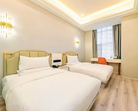 Ibis Styles Hotel (Kunming High-tech Zone Wuyue Plaza)