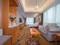 Vienna Hotel (Chongqing Qijiang Wanda Plaza) Hotels near Shimenkan Railway Station