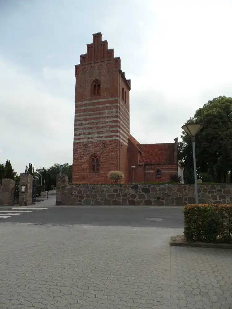 Hotels near Genforeningssten i Kongsted