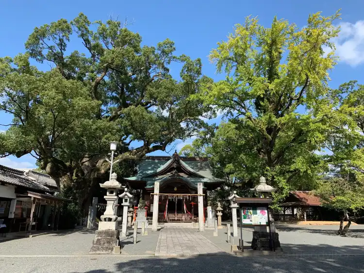 Hotel berhampiran Akizuki Castle Remains