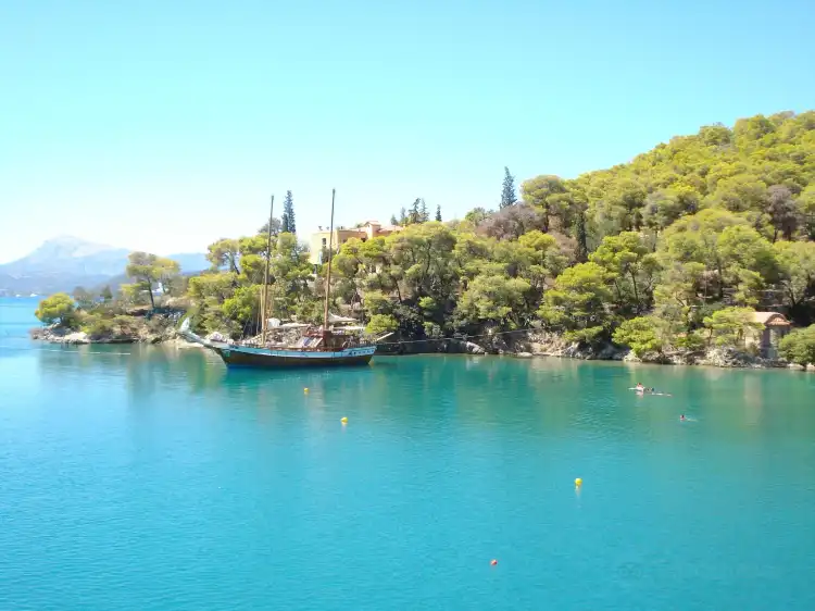 Hotels near Clock Tower of Poros