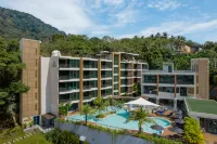 Skyview Resort Phuket Patong Beach Hotel in zona Phuket Water Ski Cable Way