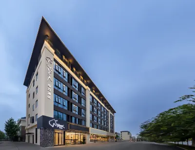 YUNIK Esports Hotel (Taizhou College Store)