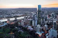 Brisbane Skytower by CLLIX Hotels near Griffith Place Park