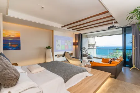 Seaside Yunshan·Seaside Light Luxury Seaview Beauty Suite (Dameisha Seaside Park Branch)