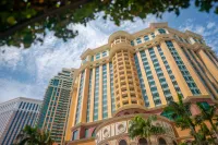 Four Seasons Hotel Macao Hotels near MGM MACAU