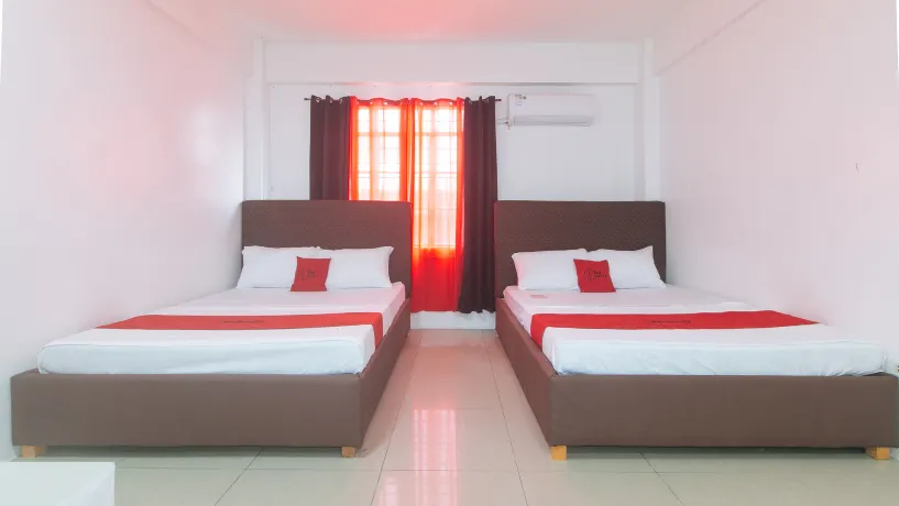 RedDoorz @ Najar Residences near NAIA Terminal 