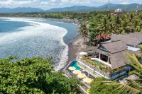 Bombora Medewi Hotels near Perancak Beach