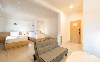 B2 Phayao Boutique & Budget Hotel Hotels near Wat Si Khom Kham, Phayao Lake Town