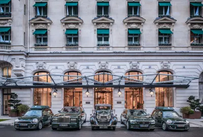 The Peninsula Paris Hotel in zona Cappella della Madonna della Medaglia Miracolosa