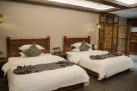 Yueting Hot Spring B&B Hotels near Manlei Pagoda