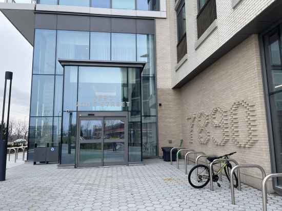 Camelia Apartment in Vaughan Hotel Exterior