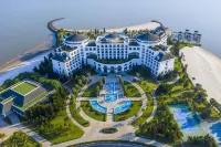 Vinpearl Resort & Spa Ha Long Hotels near Halong Discovery