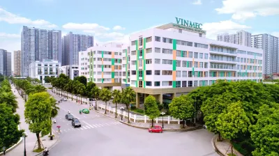 Vinhomes Time City & ParkHill Premium Apartment Hotel berhampiran Thuy Linh pagoda