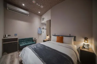 Fun Stay Inn Ximen Hotels near Hebin Park