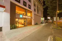 Dai Nam Boutique Hotel Hotels near Lanh Binh Thang Park