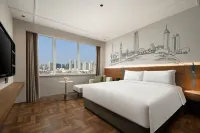 UrCove by Hyatt Tianjin West Railway Station Hotel Hotels near Xiaoliu Rice Shop