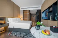 Radisson RED Xuzhou Yunlong Lake โรงแรมใกล้Qingshanquan Passenger Transport Terminal