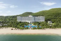 Nha Trang Marriott Resort & Spa, Hon Tre Island Hotel berhampiran Bac Thanh Church