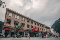 Shangkeyou Hotel (Bomi Passenger Transport Terminal) Hotel in zona Bowo Commercial Pedestrian Street