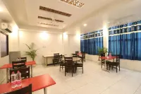 Airport Hotel Classic Park Hotels near Old Delhi Railway Station