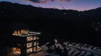 Yuanyang Mountain Residence 普高老寨周辺のホテル