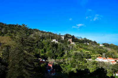 NH Sintra Centro Hotels near Santa Apolonia Train Station