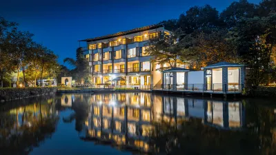 Guangzhou Yijianzhuang Lakefront Villa Hot Spring Private Hot Spring Resort Hotels near Liuxi Fenglin