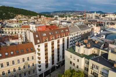 Danubius Hotel Erzsébet City Center Hotels near Ilona Steps, Budapest