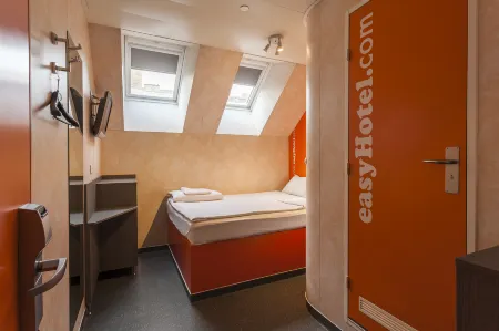 EasyHotel Budapest Oktogon