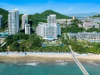 Sanya Junji Seaview Hotel Отели рядом с достопримечательностью «Залив Ялонг»