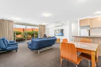 APX Parramatta Hotels near Bombala St Reserve