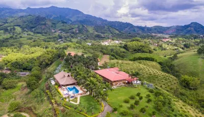 Hotel Casa San Carlos Lodge Pereira