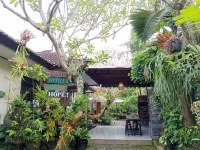 Coliving Bali SWEET HOME Kost Lengkap di Tabanan Kota Hotels near Warung Pojok