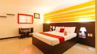 RedDoorz @ El Runway Hotel Bulacan Hotels near Bulacan State University