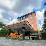 Pandanaran Prawirotaman Yogyakarta Hotels near Kotabaru